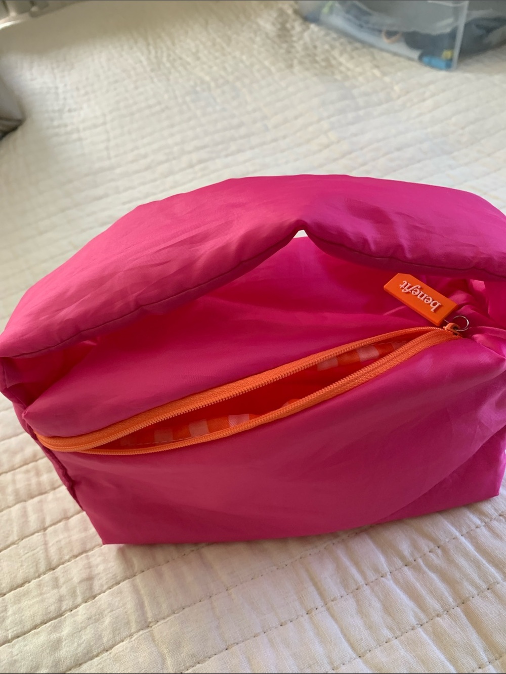 lululemon waist bag and pink cosmetic bag - Picture 9 of 11